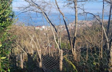 BOZCAALİDE HARİKA MANZARAYA SAHİP 1497M² ARAZİ