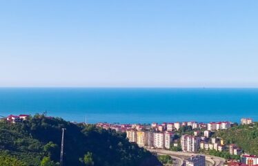 TEPEBAŞI MAHALLESİNDE HARİKA MANZARAYA SAHİP ARAZİ