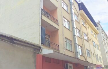 ÇARŞI MERKEZİNDE 2 ADET SATILIK DAİRE