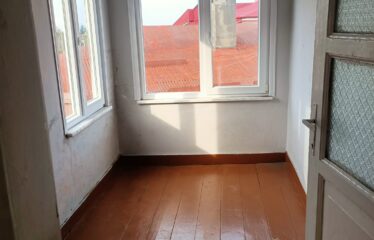 HENDEKBAŞI MAHALLESİNDE KOMPLE 3 KATLI BİNA