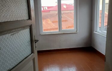 HENDEKBAŞI MAHALLESİNDE KOMPLE 3 KATLI BİNA