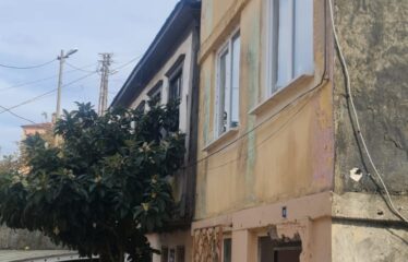 HENDEKBAŞI MAHALLESİNDE KOMPLE 3 KATLI BİNA