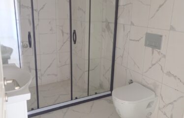 KUMYALI MAHALLESİNDE CADDE ÜZERİNDE 3+1 SIFIR DAİRE