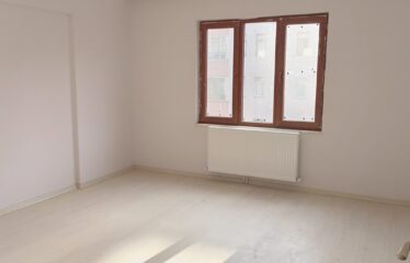 KUMYALI MAHALLESİNDE CADDE ÜZERİNDE 3+1 SIFIR DAİRE