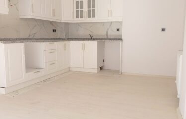 KUMYALI MAHALLESİNDE CADDE ÜZERİNDE 3+1 SIFIR DAİRE