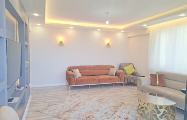 HARİKA DENİZ MANZARASINA SAHİP 3+1 DAİRE