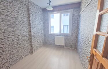 KUMYALI MAHALLESİNDE 2 KATDA 3+1 SATILIK DAİRE