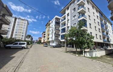 BAHÇELİEVLER MAHALLESİNDE 4 KATDA 2+1 SATILIK DAİRE