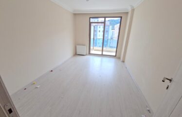 BAHÇELİEVLER MAHALLESİNDE 4 KATDA 2+1 SATILIK DAİRE