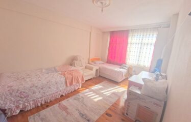 ÇARŞI MERKEZİNDE 5 KATDA 2+1 SATILIK KÖŞE DAİRE
