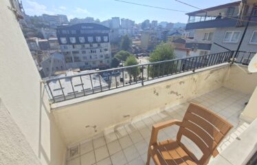 ÇARŞI MERKEZİNDE 5 KATDA 2+1 SATILIK KÖŞE DAİRE