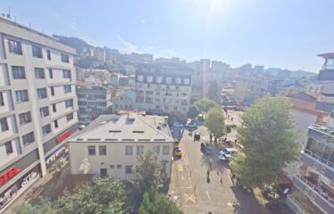 ÇARŞI MERKEZİNDE 5 KATDA 2+1 SATILIK KÖŞE DAİRE