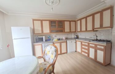 BAHÇELİEVLER MAHALLESİ ESKİ ÇANAKÇI YOLU ÜZERİNDE 3+1 SATILIK DAİRE