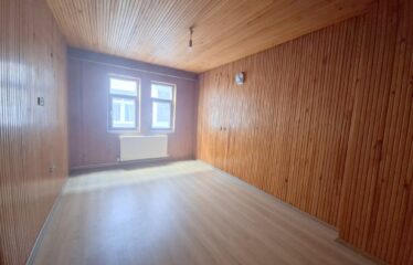 KUMYALI MAHALLESİ CADDE ÜZERİNDE 3 KATDA 3+1 SATILIK DAİRE