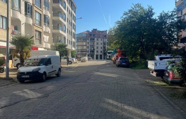 YEŞİLTEPEDE CADDE ÜZERİ HARİKA KONUM 3+1 SATILIK DAİRE