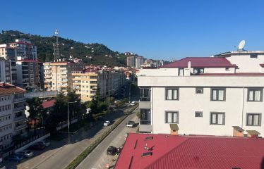 YEŞİLTEPEDE CADDE ÜZERİ HARİKA KONUM 3+1 SATILIK DAİRE