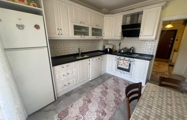 YEŞİLTEPEDE CADDE ÜZERİ HARİKA KONUM 3+1 SATILIK DAİRE
